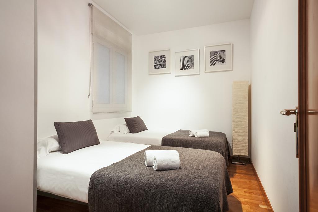 Canela Homes Barcelona Universitat Kamer foto